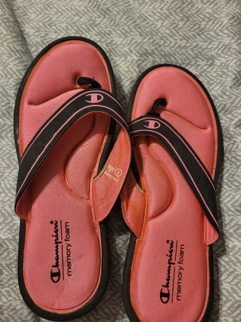 Flip Flops - Picture 2 of 3